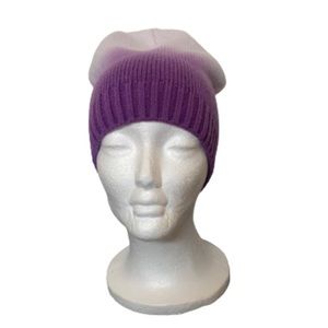 💛 Spencer’s Gifts Ombré Beanie